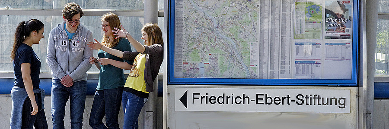 FES students at the central station